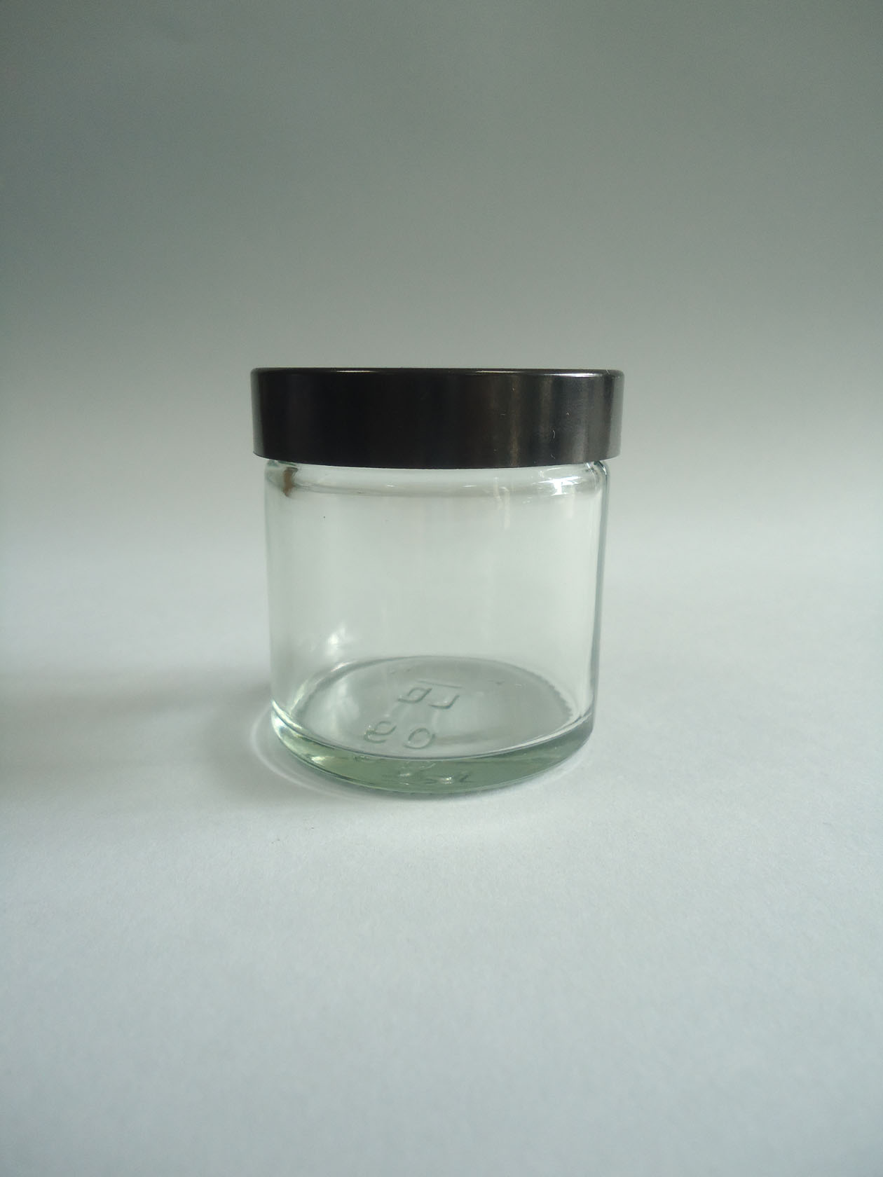 Transparente: Bote vidrio tapa baquelita negra 60 ml. transparente